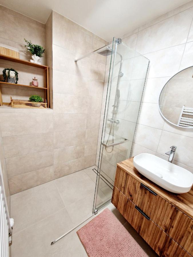 City Center Apartment - Self Check-In Spišská Nová Ves Zewnętrze zdjęcie